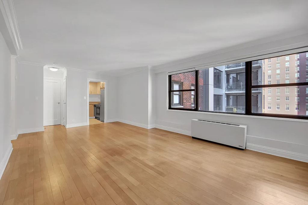 East 33rd Street - Photo 1