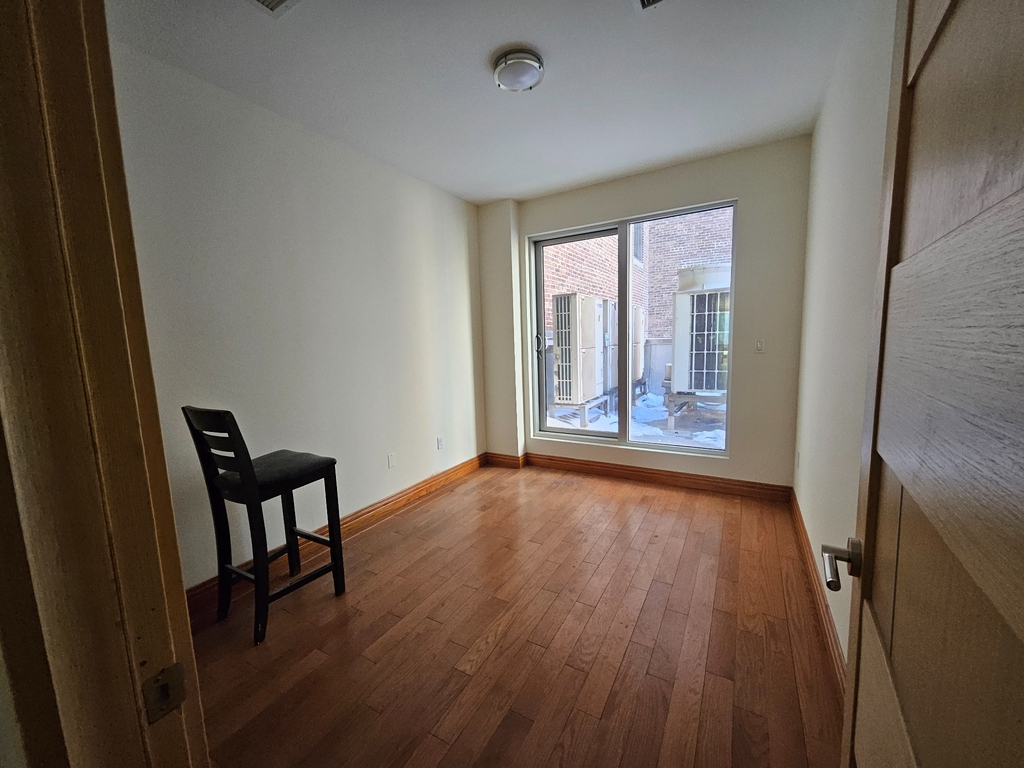 304 5th Avenue - Photo 3