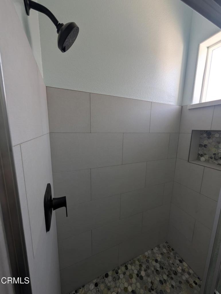2220 Joyce Place - Photo 3