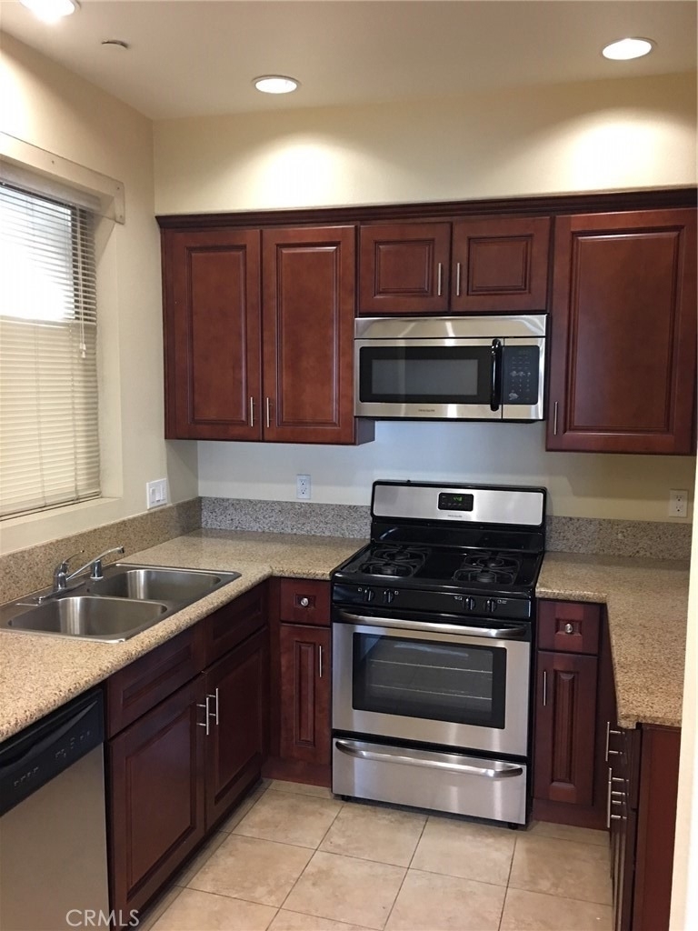 15435 Vanowen - Photo 1