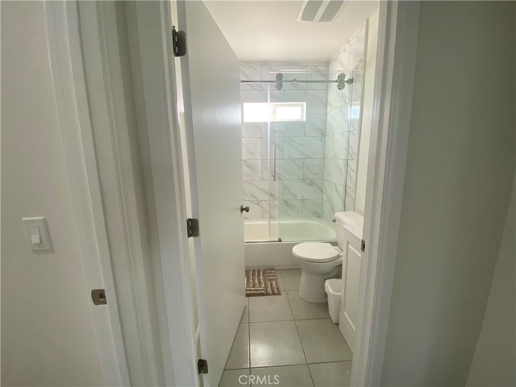 10059 Woodale Avenue - Photo 6