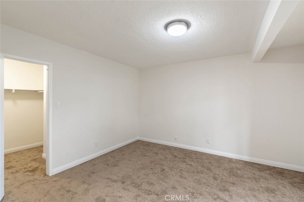 6520 Shirley Avenue - Photo 12