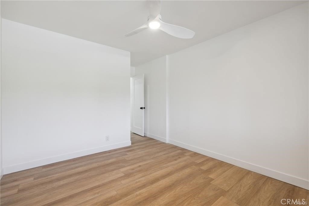 17000 Burbank Boulevard - Photo 12