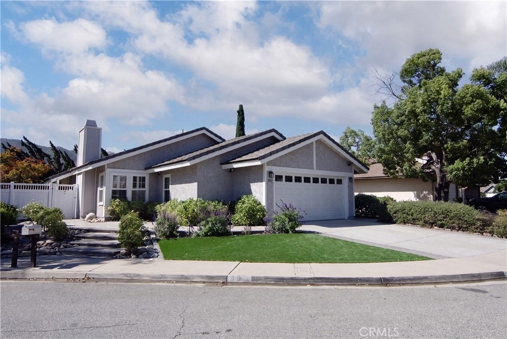 80 Ilex - Photo 0