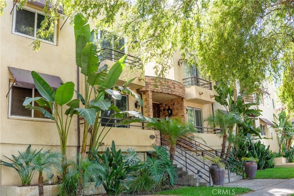4128 Whitsett - Photo 12