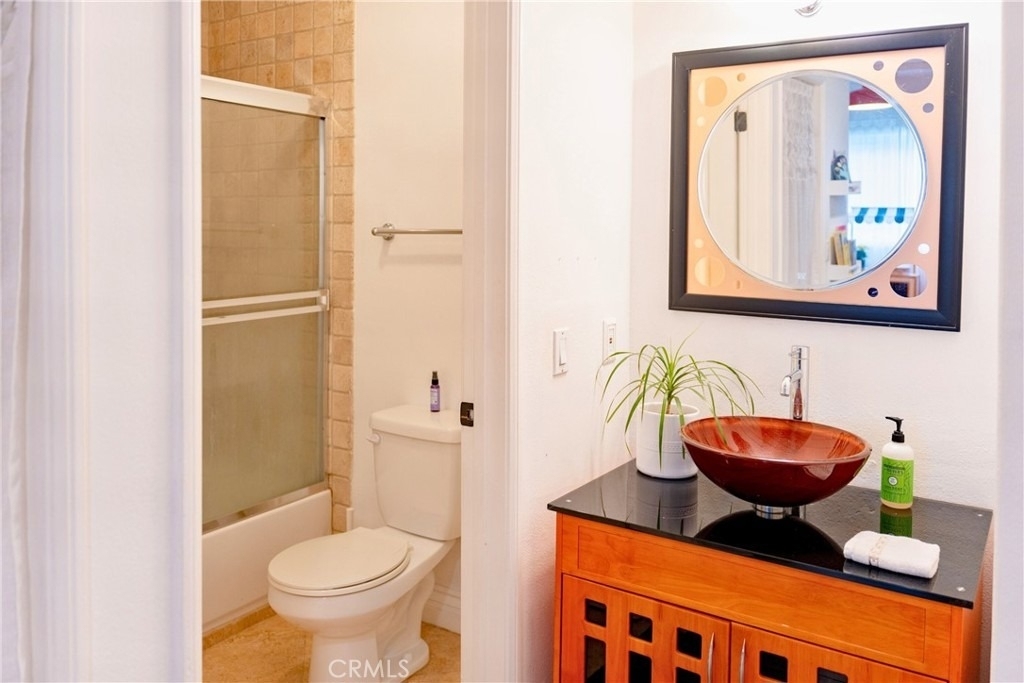 4128 Whitsett - Photo 8