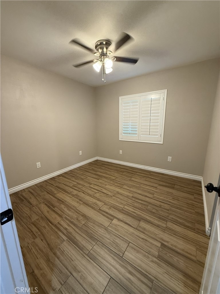 1224 Poplar - Photo 2