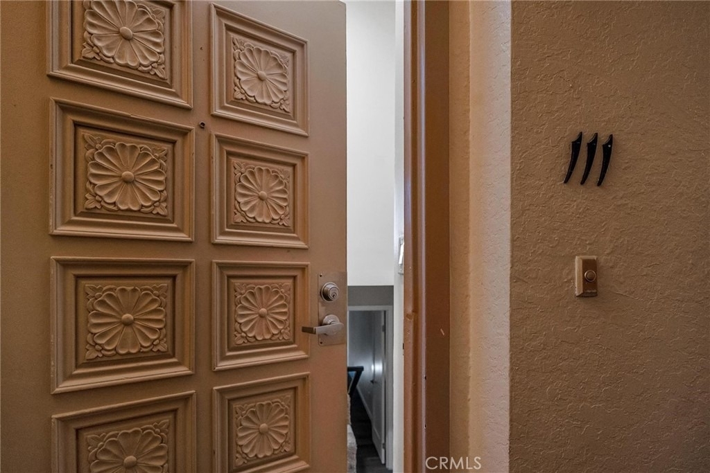 535 Esplanade - Photo 4