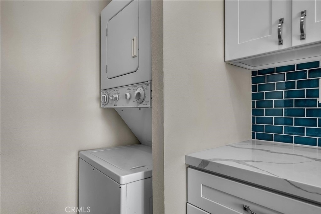 535 Esplanade - Photo 8