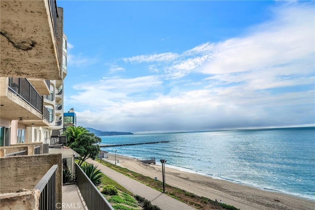 535 Esplanade - Photo 31