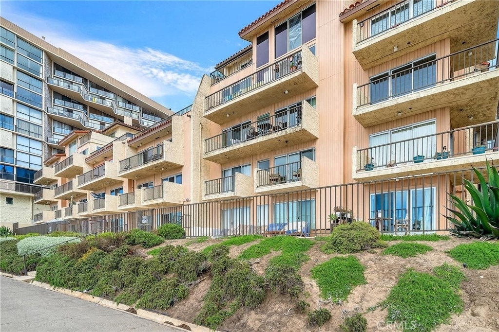 535 Esplanade - Photo 29