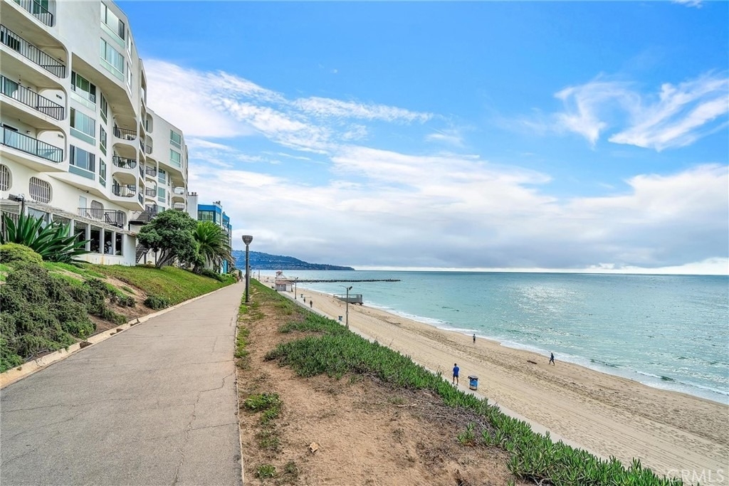 535 Esplanade - Photo 14