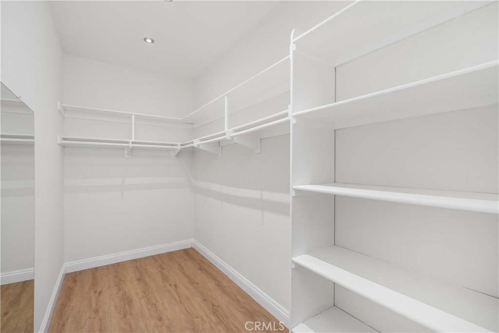828 N Hudson - Photo 13