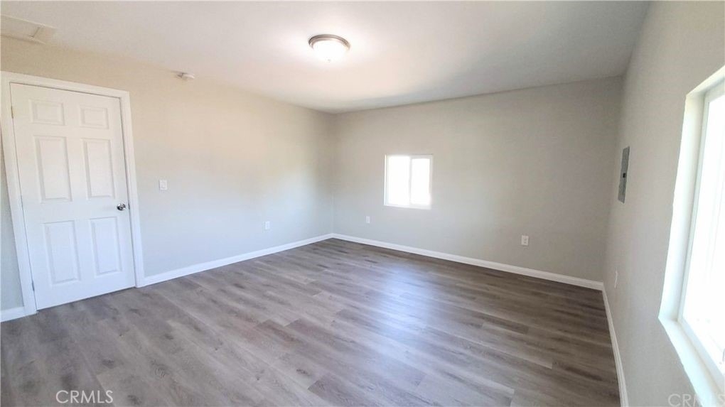 21786 Cottonwood Avenue - Photo 8