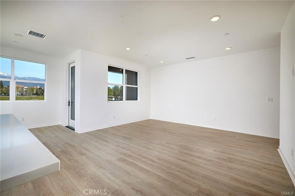 944 N Divino Privado - Photo 8