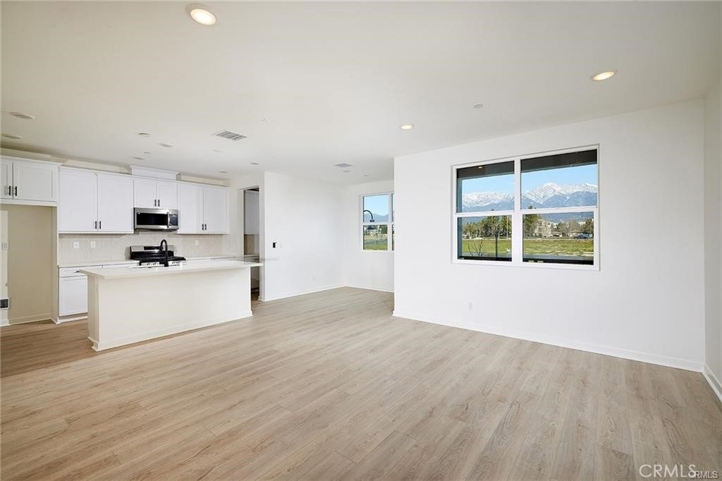 944 N Divino Privado - Photo 2