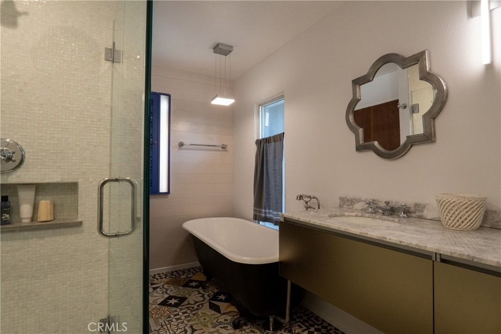1304 E Carleton Avenue - Photo 11