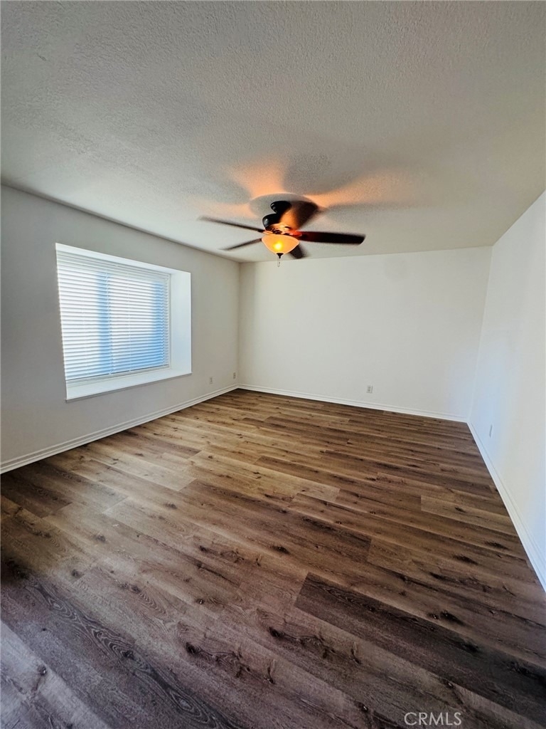 13722 Red Hill - Photo 10