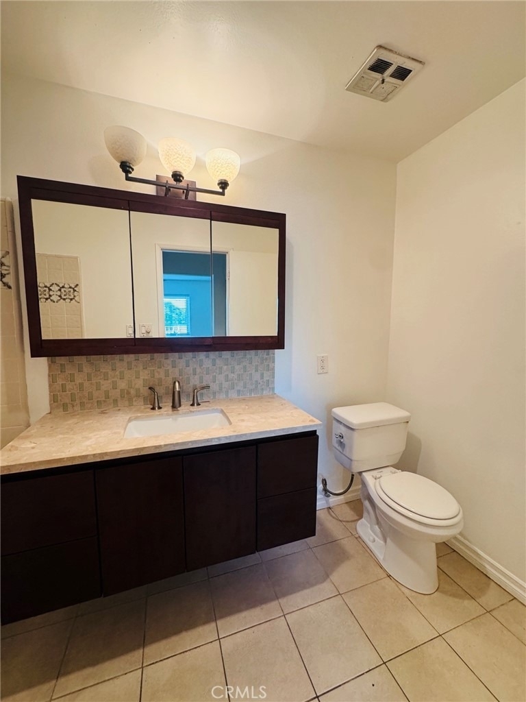 13722 Red Hill - Photo 7