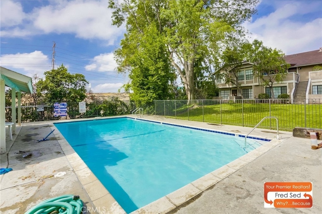 11350 Foothill - Photo 18