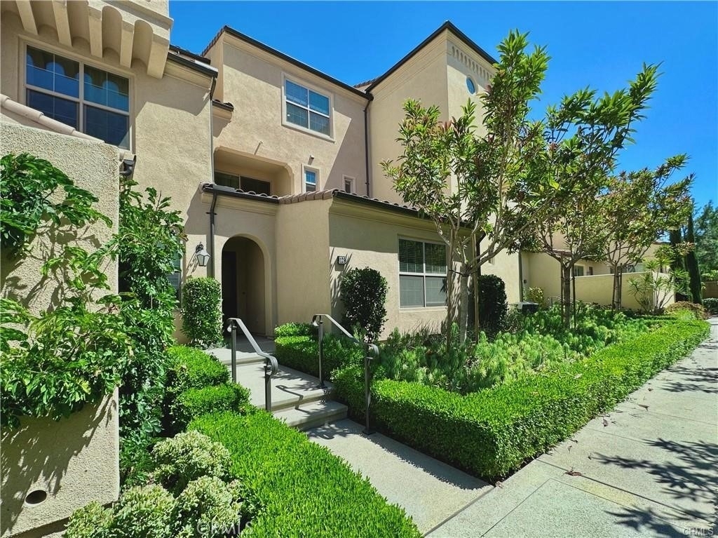 129 Briarberry - Photo 0