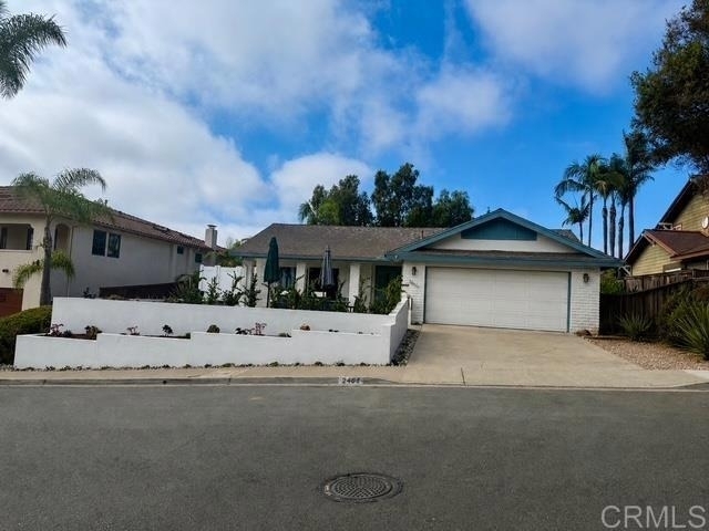 2462 Lozana Road - Photo 24