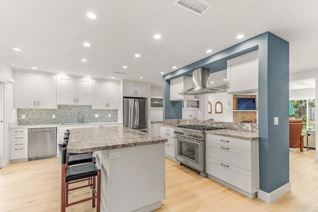 2462 Lozana Road - Photo 2