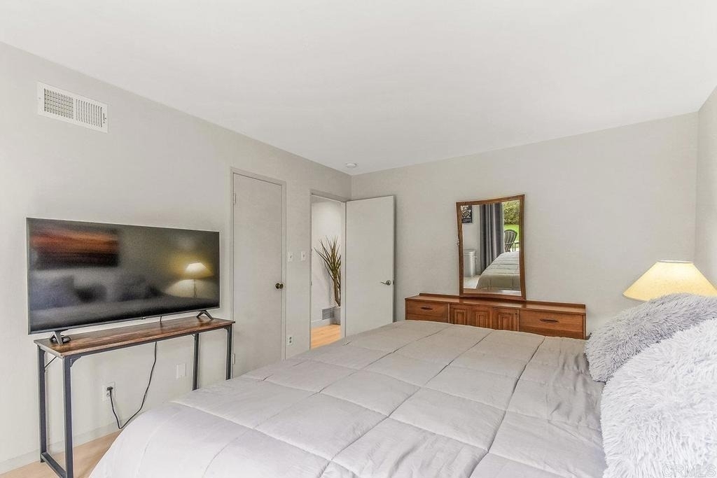 2462 Lozana Road - Photo 20