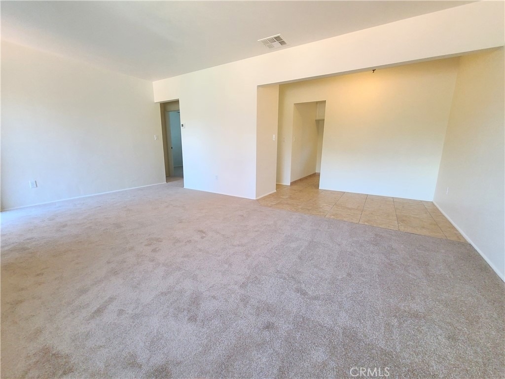 617 Pine Avenue - Photo 5