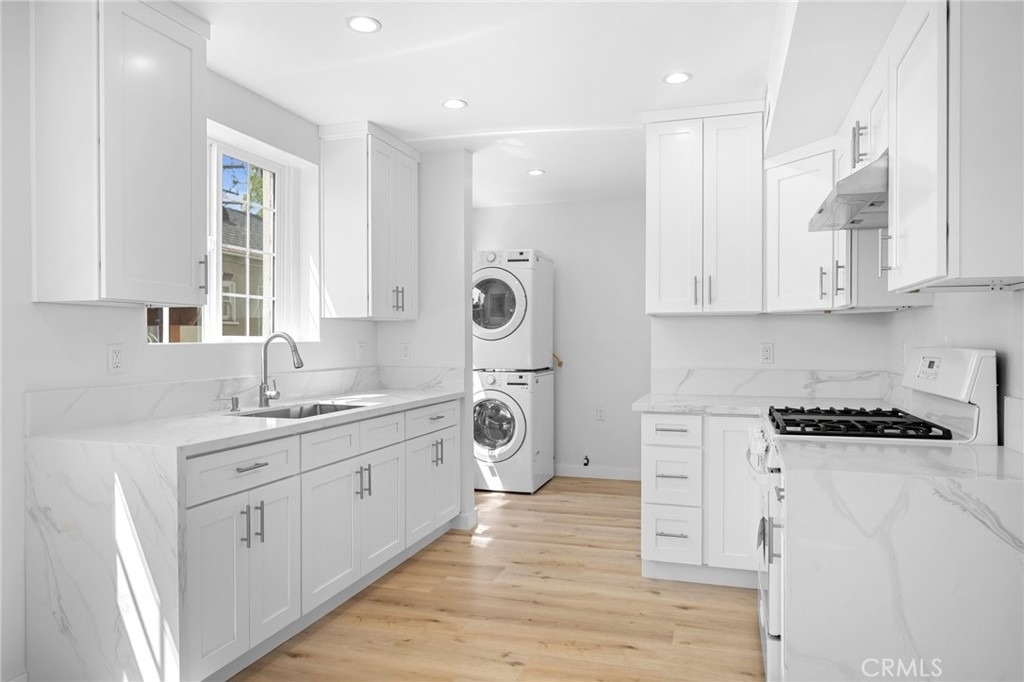 1101 Norton Avenue - Photo 8