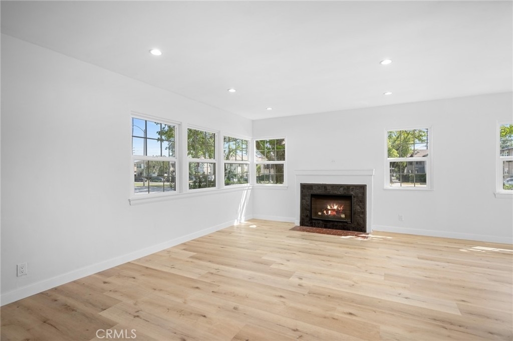 1101 Norton Avenue - Photo 4