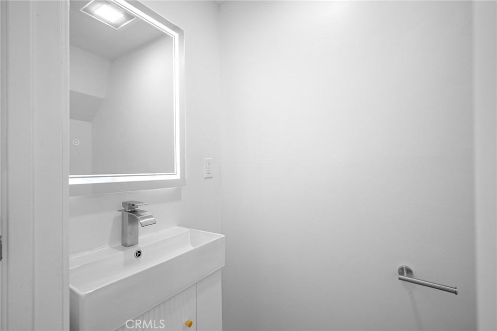 1101 Norton Avenue - Photo 10