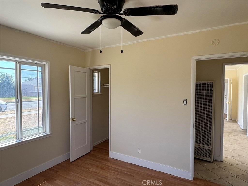 13727 Fairford Avenue - Photo 5