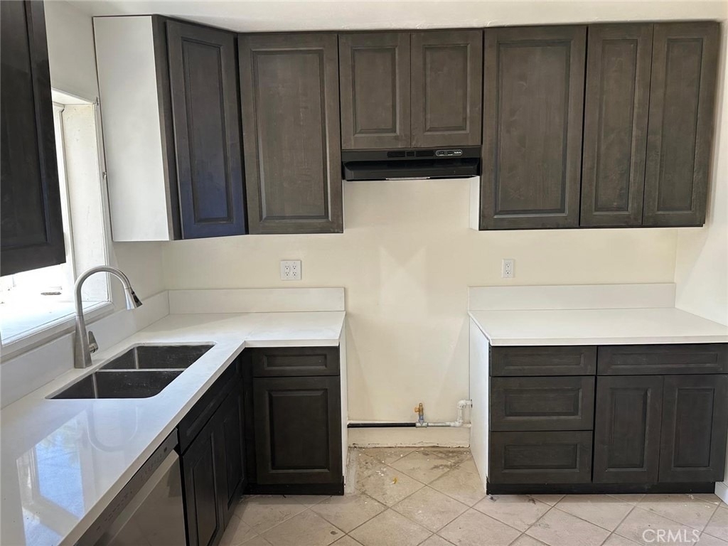 13727 Fairford Avenue - Photo 3