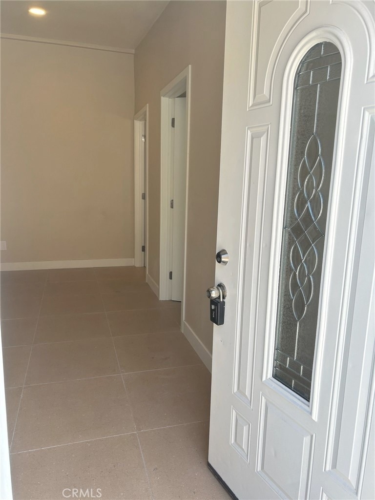 628 W 59th Place - Photo 18