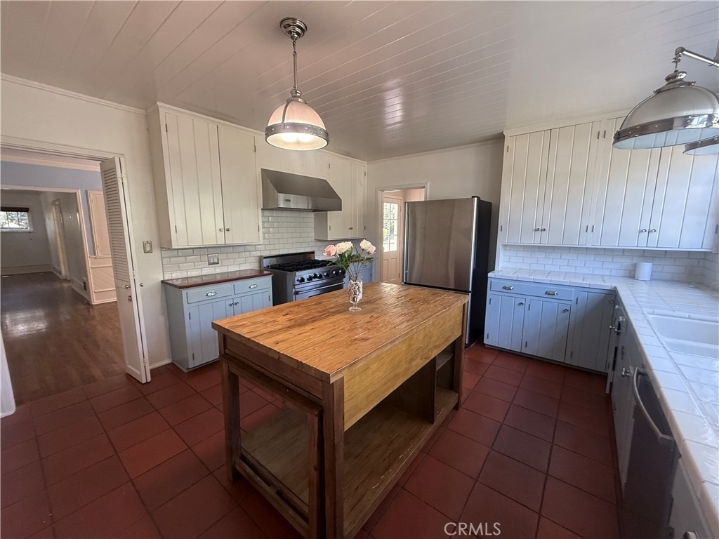1166 Mill - Photo 8
