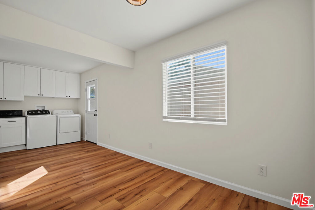 11508 Fenton Avenue - Photo 3