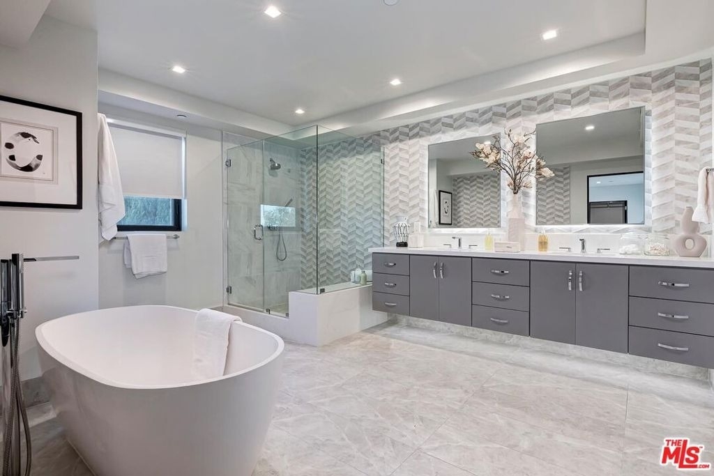 1839 Pandora Avenue - Photo 37