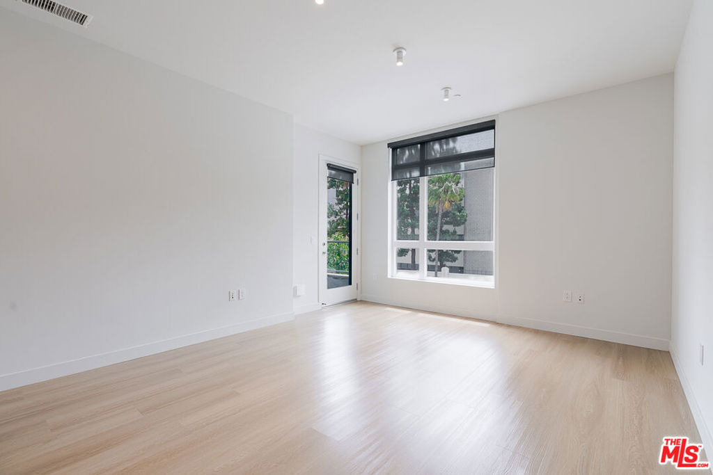 10601 Washington Boulevard - Photo 4