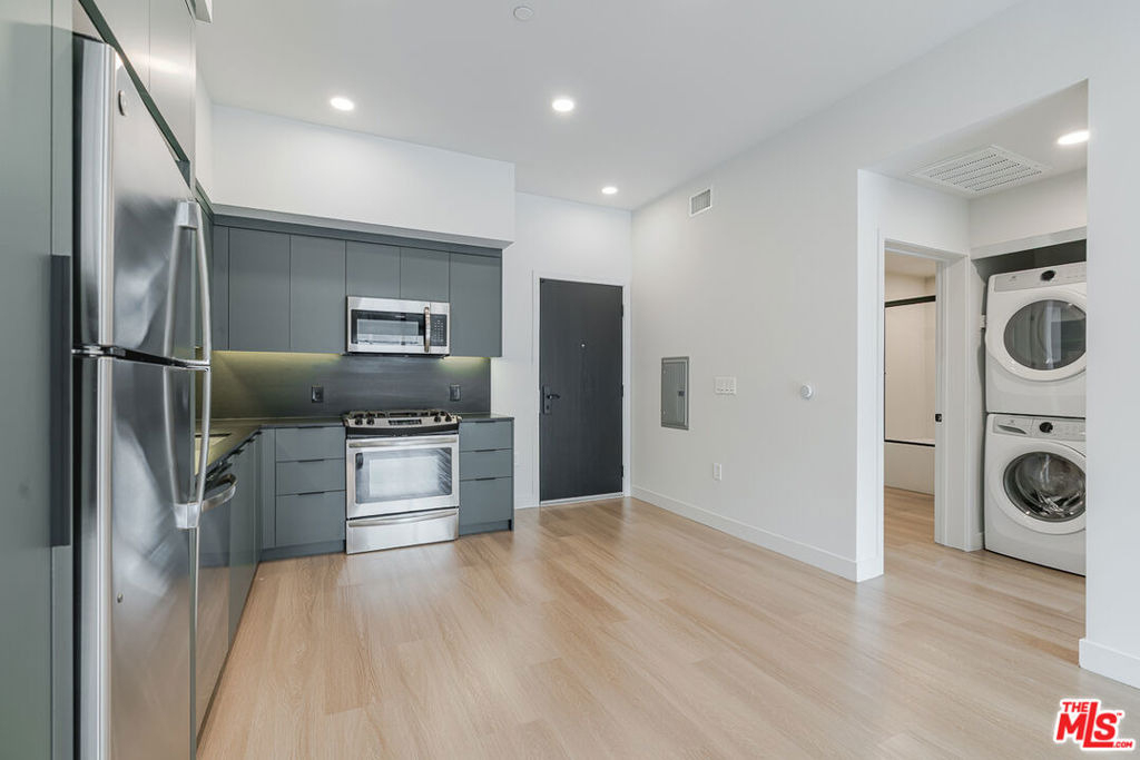 10601 Washington Boulevard - Photo 3