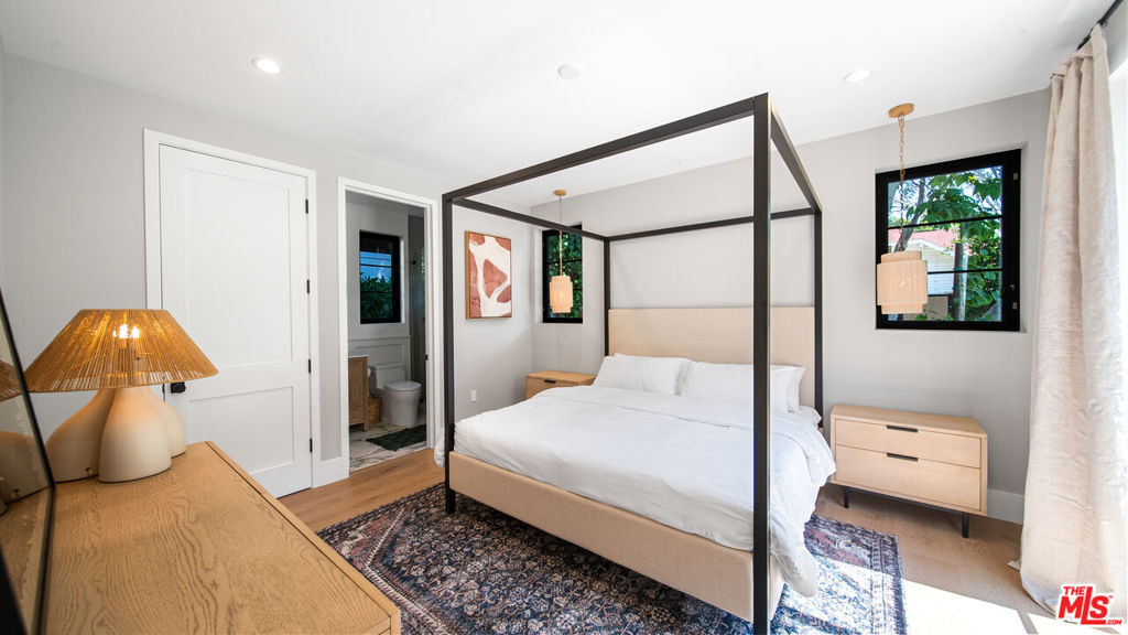 1914 Laurel Canyon Blvd - Photo 3