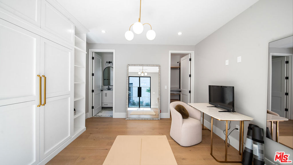 1914 Laurel Canyon Blvd - Photo 23