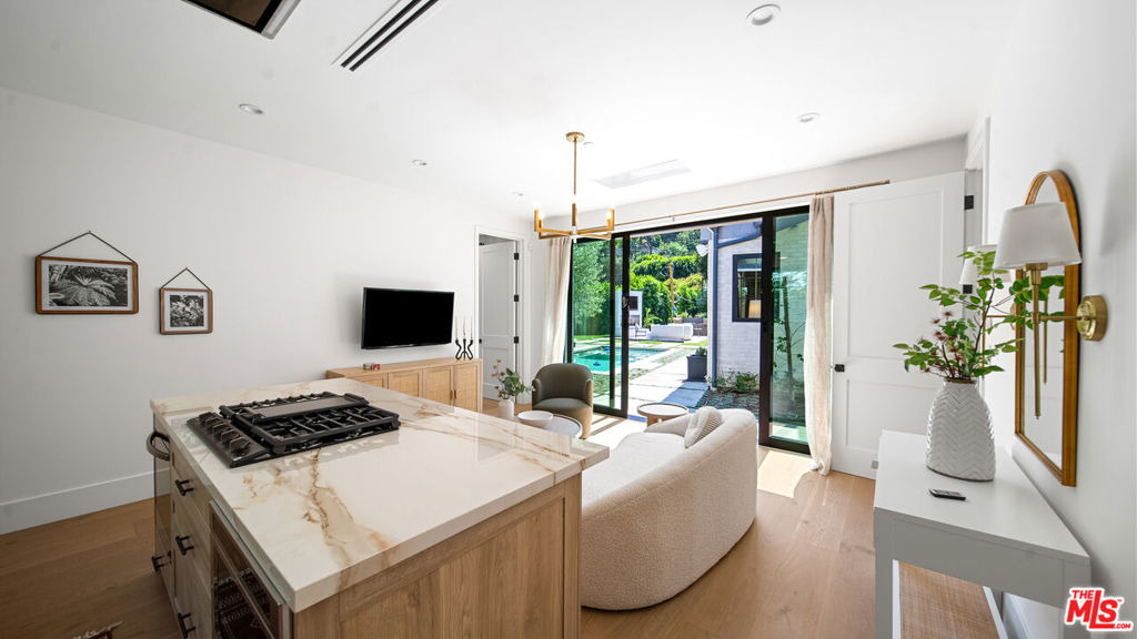 1914 Laurel Canyon Blvd - Photo 42