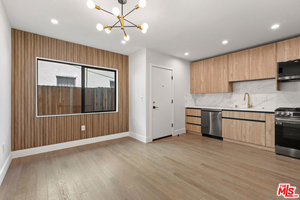 1444 S Crescent Heights Boulevard - Photo 1