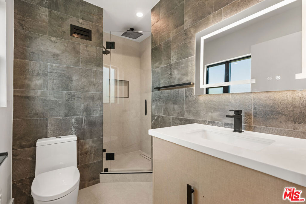 1444 S Crescent Heights Boulevard - Photo 5