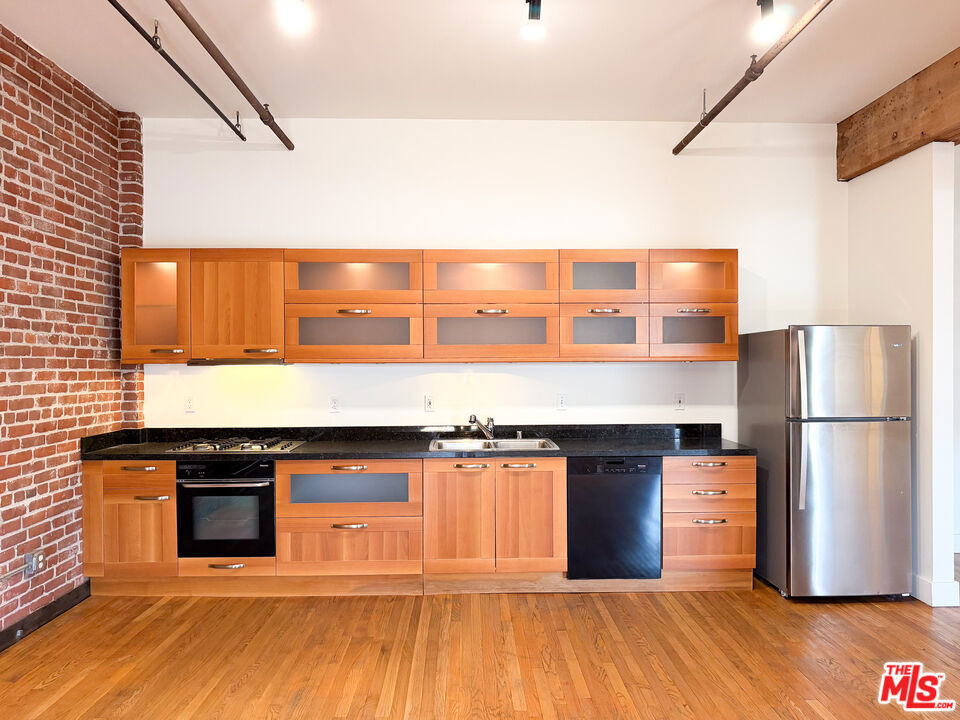 215 S Santa Fe Avenue - Photo 5