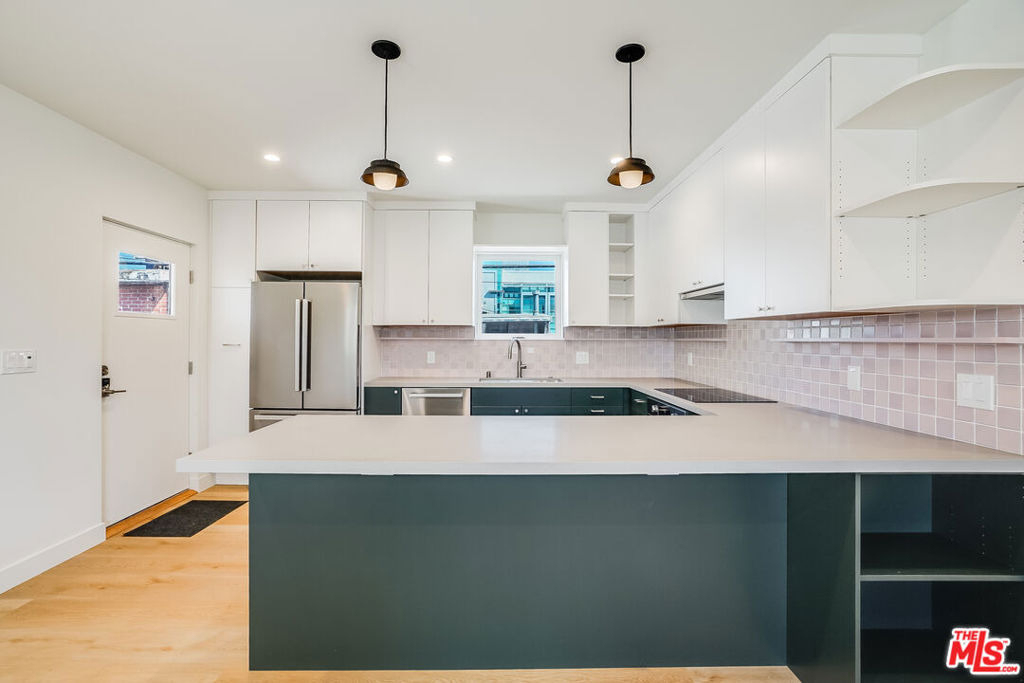 1780 Midvale Avenue - Photo 4