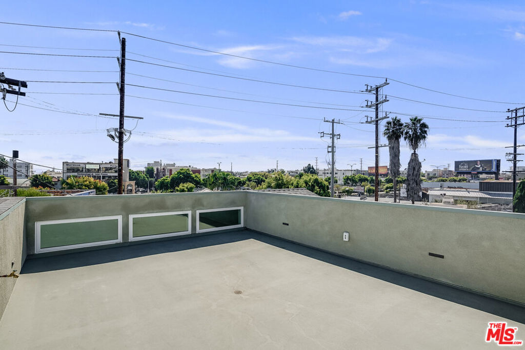 1780 Midvale Avenue - Photo 15