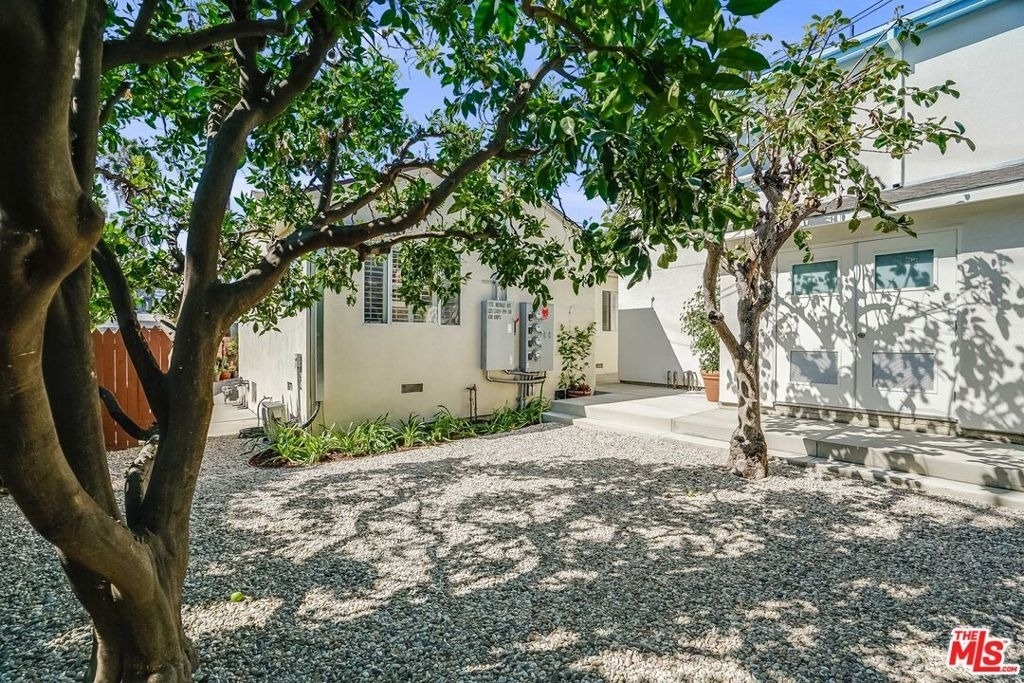1780 Midvale Avenue - Photo 16