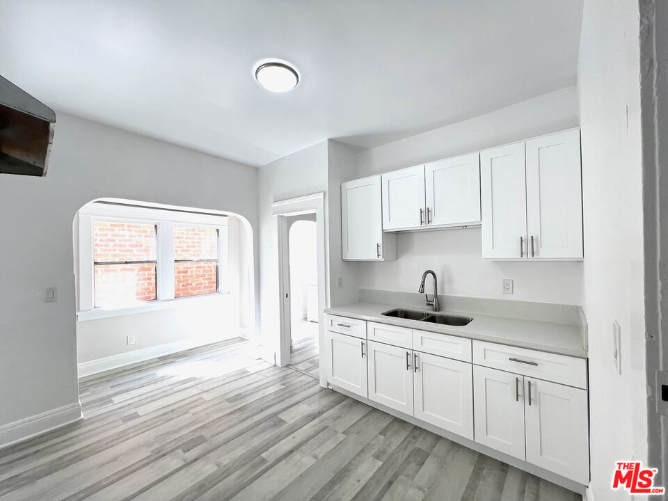 156 W 32nd Street - Photo 1
